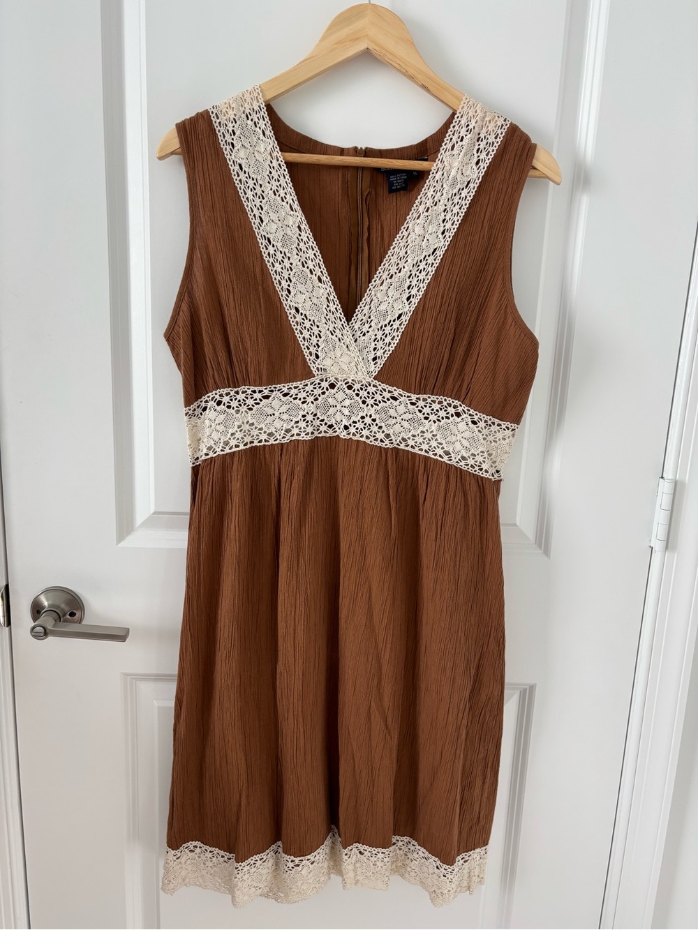 Boston Proper | Brown V-Neck Sleeveless Crinkle Cotton Crochet Dress Size 16